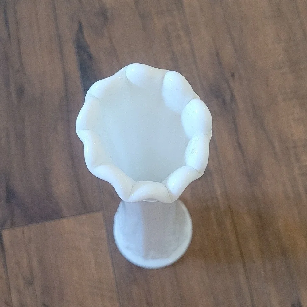 Westmoreland vintage milk